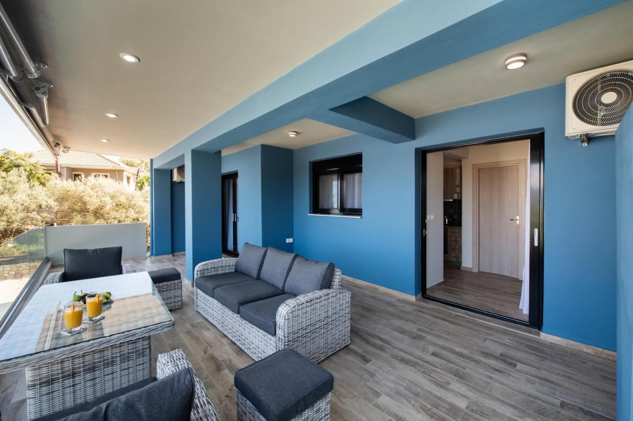 Blue House Luxury Apartment Nikiána Kültér fotó